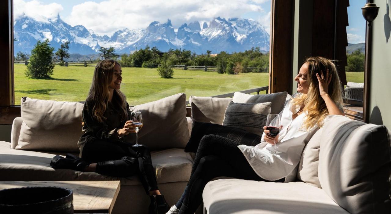 Rio Serrano Hotel + Spa Torres del Paine National Park Exterior foto