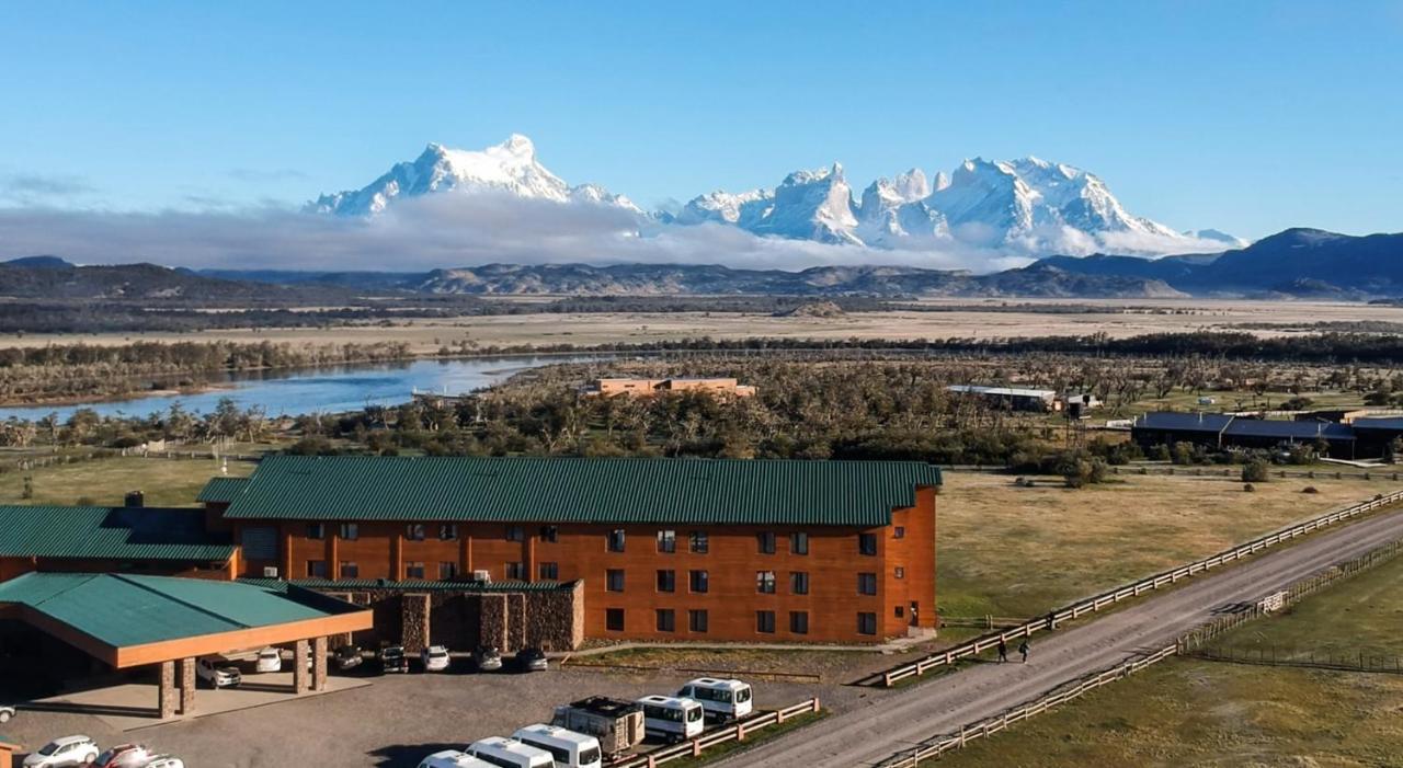 Rio Serrano Hotel + Spa Torres del Paine National Park Exterior foto
